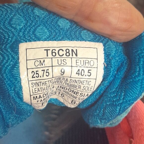 Asic Gel-Cumulus 18 Sneakers...EUC....Size 9 - Picture 4 of 6